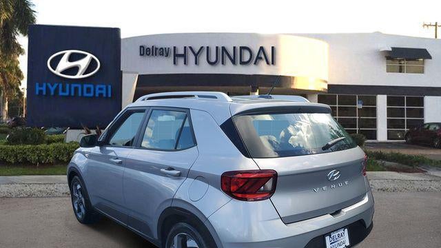 2023 Hyundai VENUE SEL