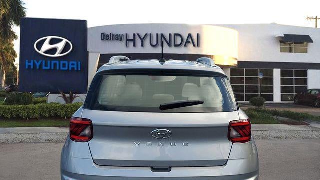 2023 Hyundai VENUE SEL