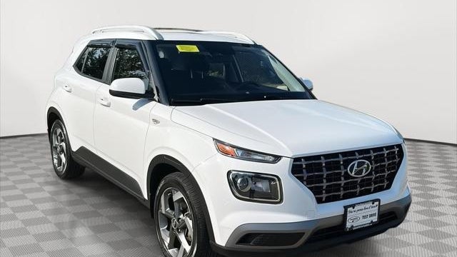 2023 Hyundai VENUE SEL