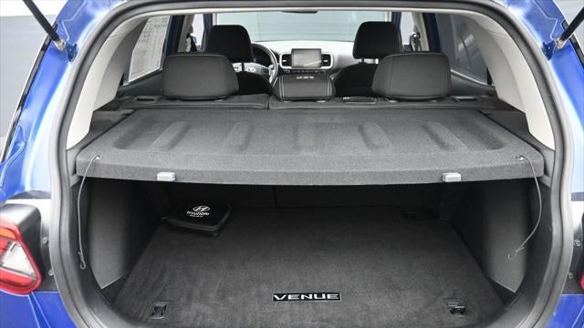 2023 Hyundai VENUE SEL
