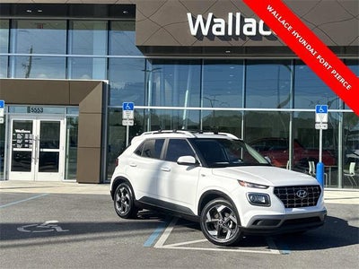 2023 Hyundai Venue SEL 4DR Crossover