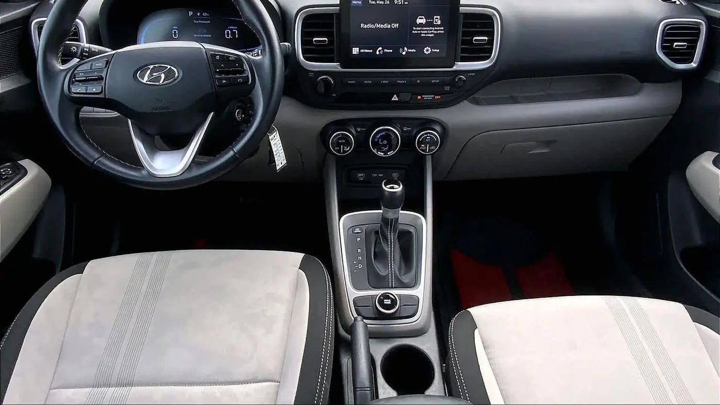 2023 Hyundai VENUE SEL
