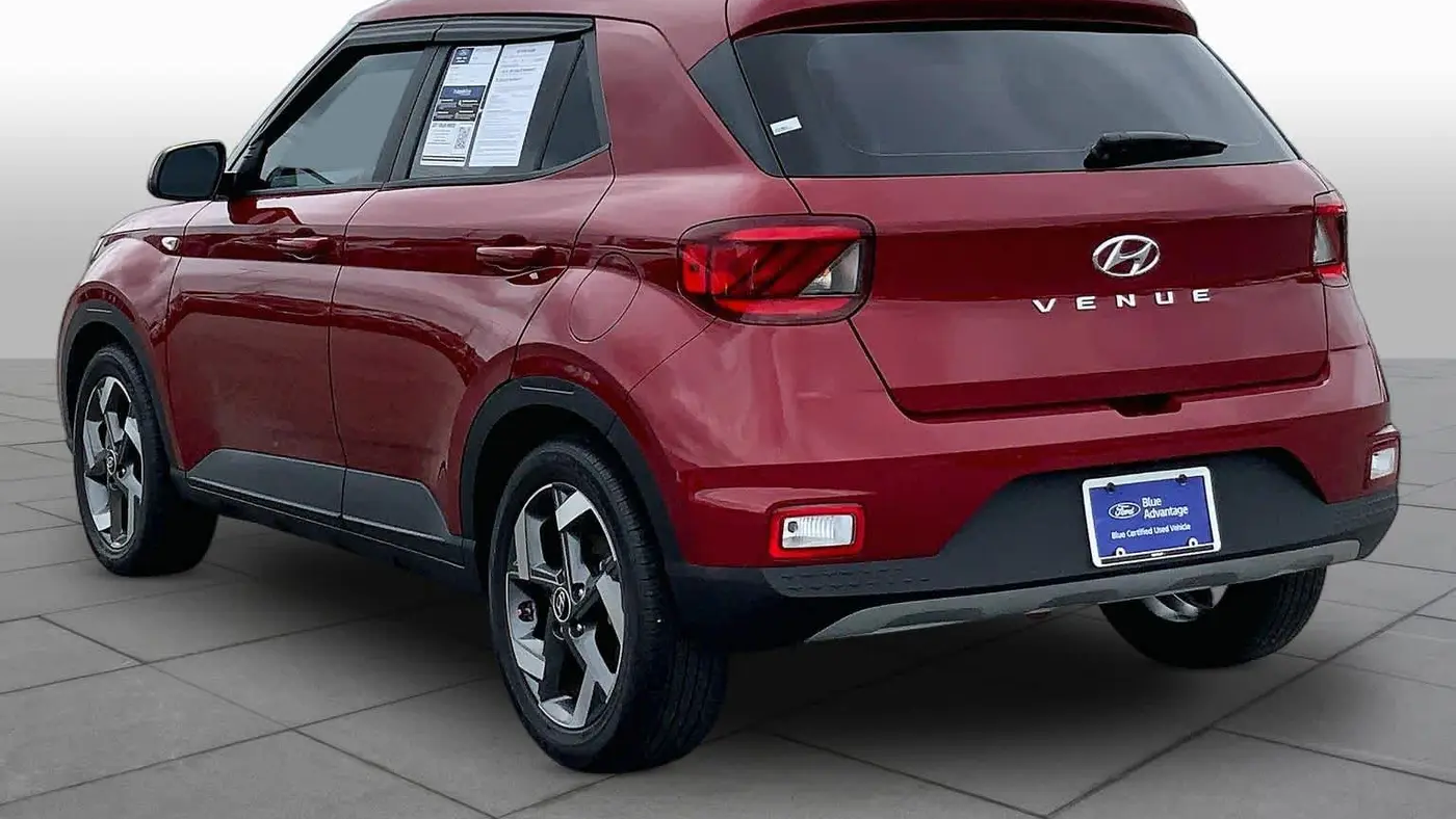 2023 Hyundai VENUE SEL