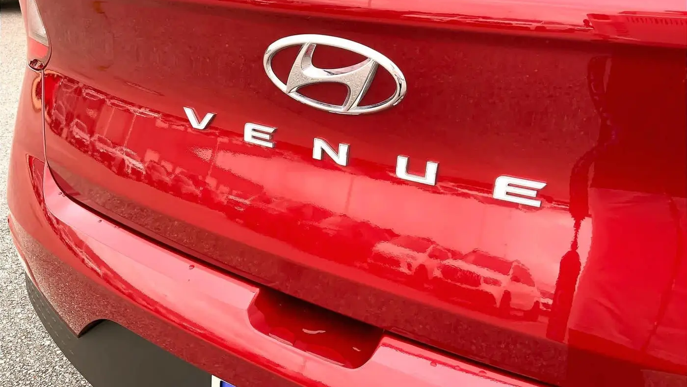 2023 Hyundai VENUE SEL