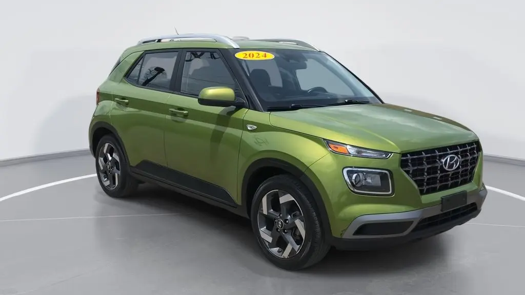 2024 Hyundai VENUE SEL