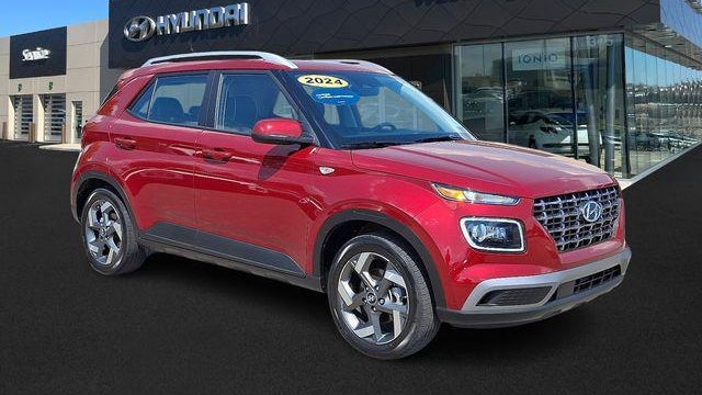 Preowned 2024 Hyundai VENUE Limited for Sale