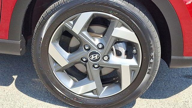 2024 Hyundai VENUE Limited