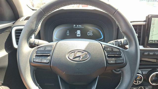2024 Hyundai VENUE Limited