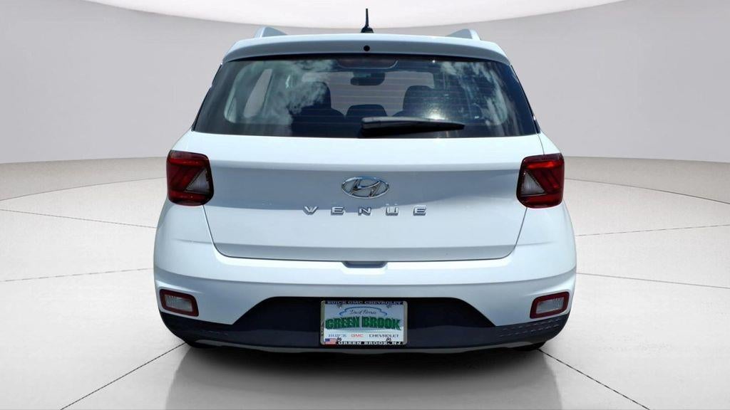 2024 Hyundai VENUE SEL