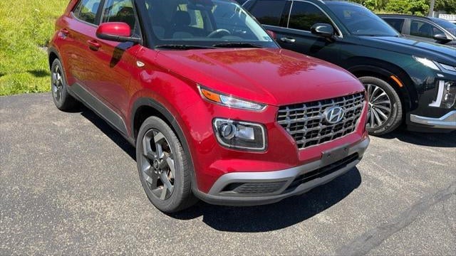 Preowned 2024 Hyundai VENUE SEL for Sale
