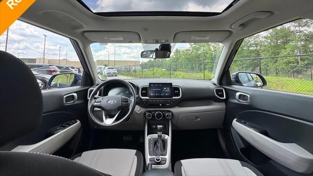 2024 Hyundai VENUE SEL