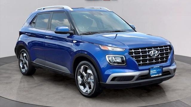 2024 Hyundai VENUE SEL