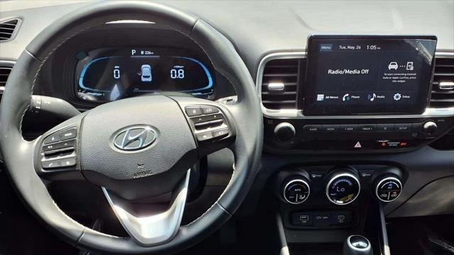 2024 Hyundai VENUE SEL