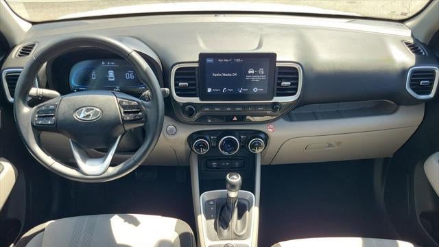 2025 Hyundai VENUE SEL