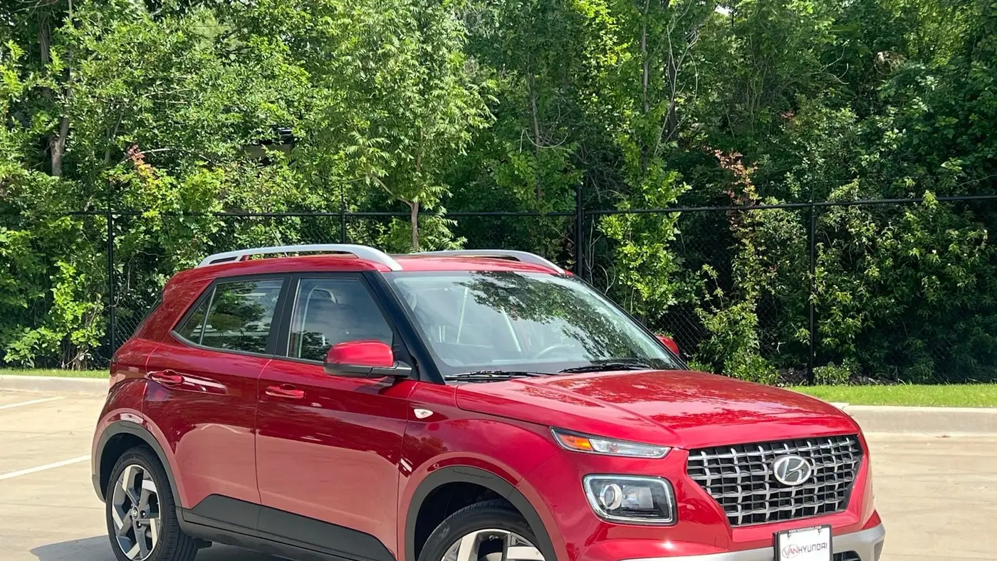 Preowned 2025 Hyundai VENUE SEL for Sale