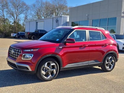 Photo of a 2025 Hyundai Venue SEL 4DR Crossover for sale