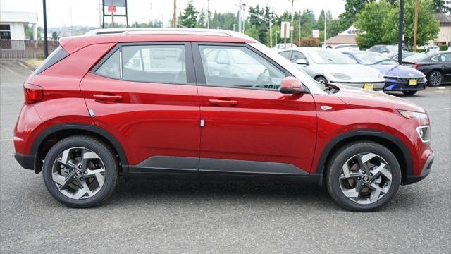 2025 Hyundai VENUE Limited