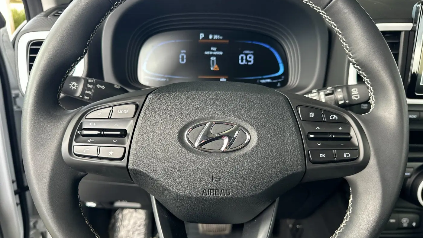 2025 Hyundai VENUE Limited