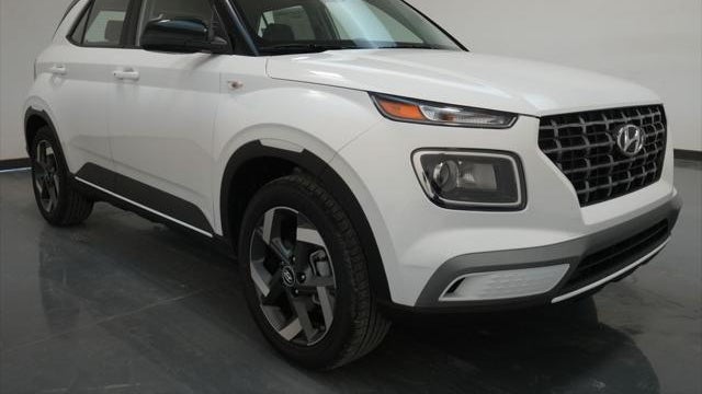 Preowned 2026 Hyundai VENUE SEL for Sale