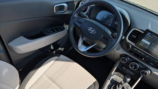 2026 Hyundai VENUE SEL