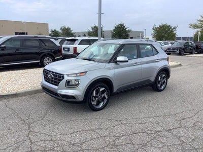 2026 Hyundai Venue SEL 4DR Crossover W/Two-Tone Roof