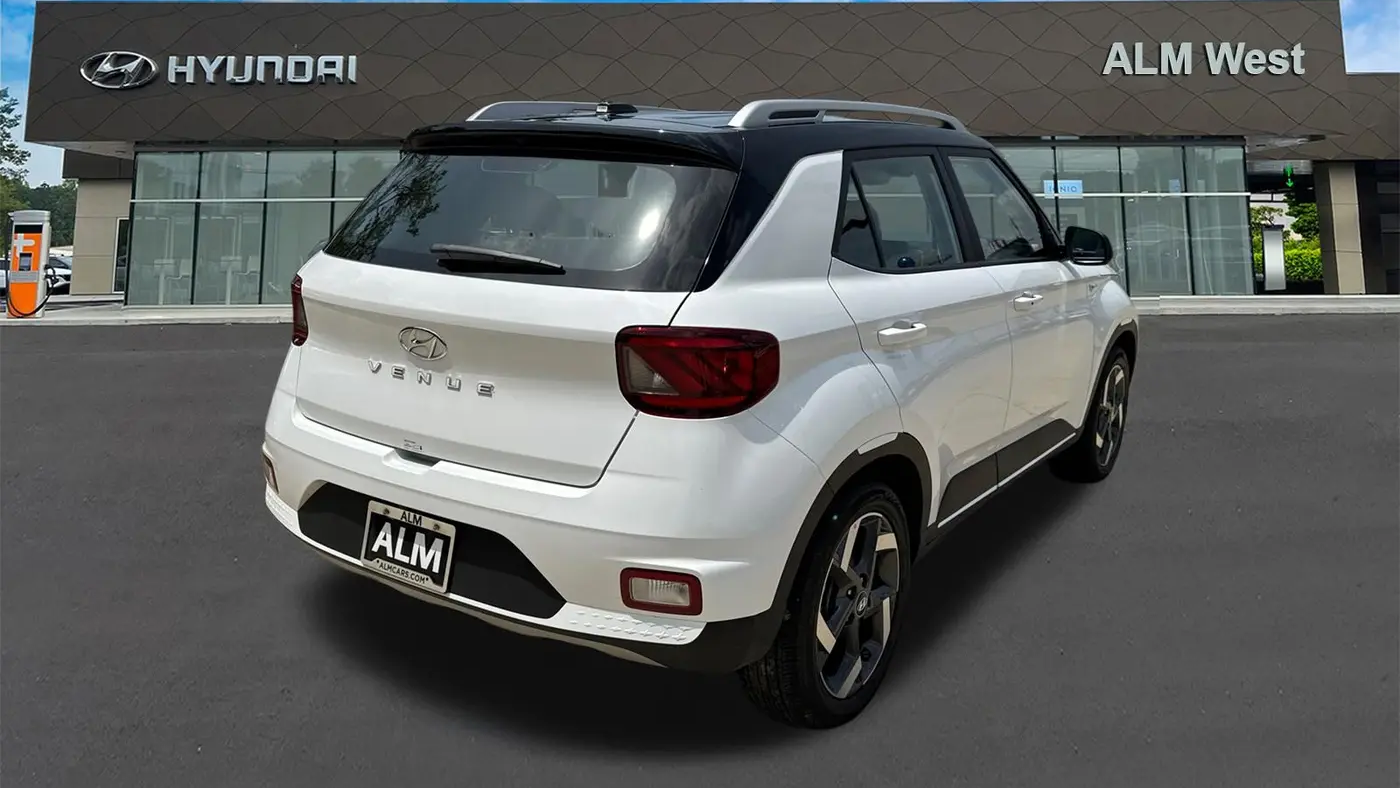 2026 Hyundai VENUE SEL