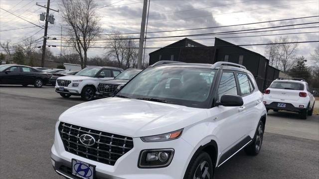 2026 Hyundai VENUE SEL
