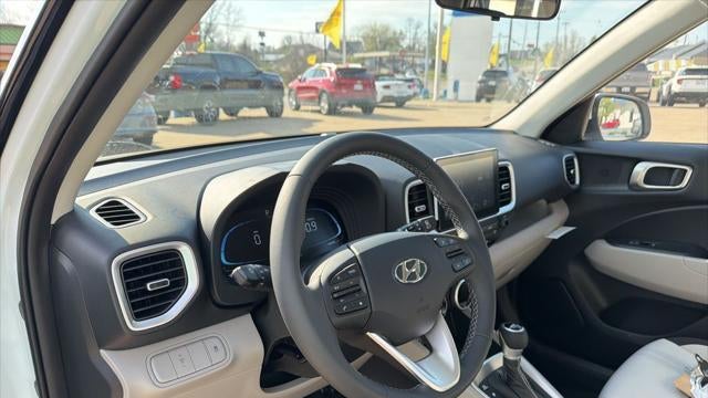 2026 Hyundai VENUE SEL