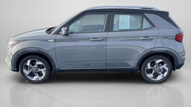 2022 Hyundai VENUE Limited