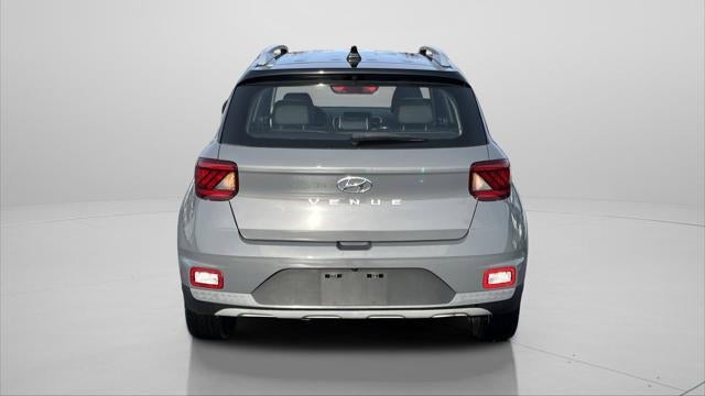 2022 Hyundai VENUE Limited