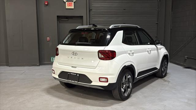 2022 Hyundai VENUE Limited