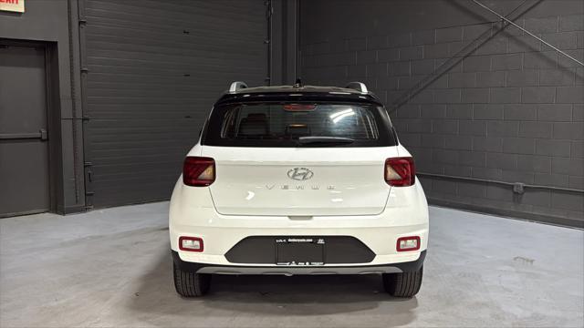2022 Hyundai VENUE Limited