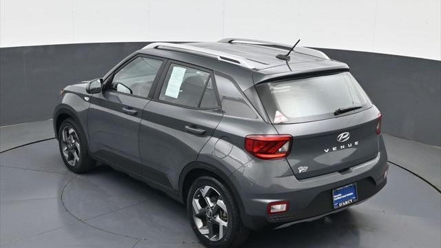 2024 Hyundai VENUE SEL