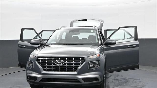 2024 Hyundai VENUE SEL