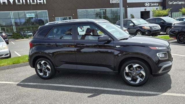Preowned 2024 Hyundai VENUE SEL for Sale