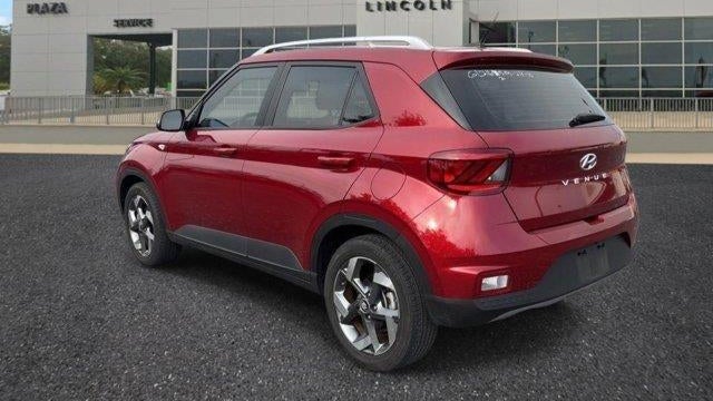 2024 Hyundai VENUE SEL
