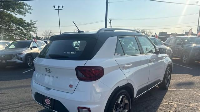 2024 Hyundai VENUE Limited