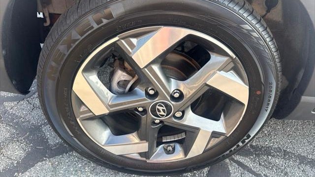 2024 Hyundai VENUE Limited