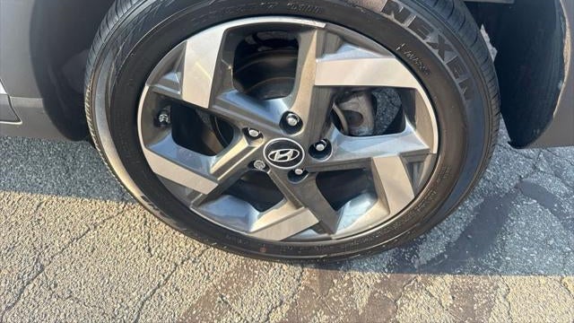 2024 Hyundai VENUE Limited