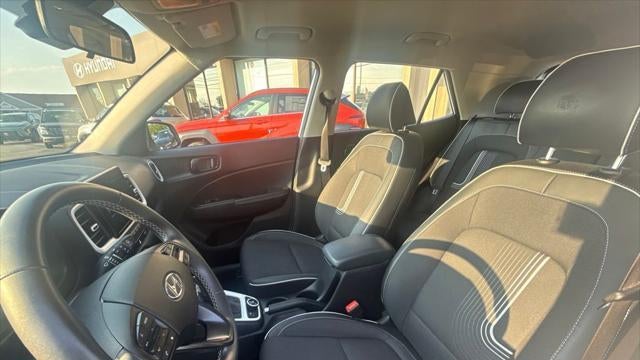 2024 Hyundai VENUE Limited