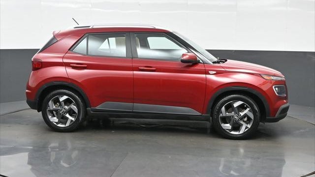 2024 Hyundai VENUE Limited