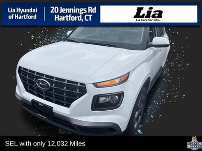 Photo of a 2024 Hyundai Venue SEL 4DR Crossover for sale
