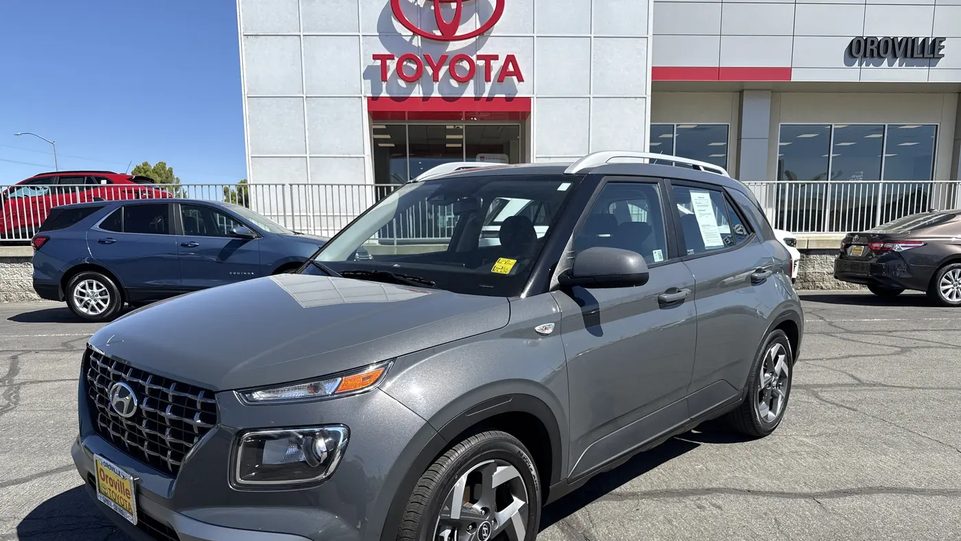Preowned 2025 Hyundai VENUE Limited for Sale