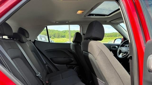 2025 Hyundai VENUE SEL
