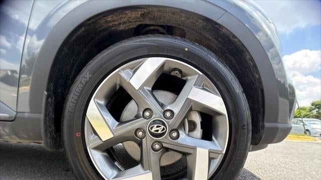 2025 Hyundai VENUE Limited