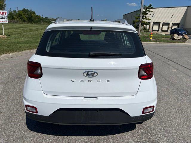 2025 Hyundai Venue - $18,324