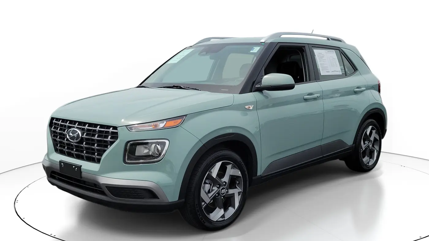 2025 Hyundai VENUE SEL