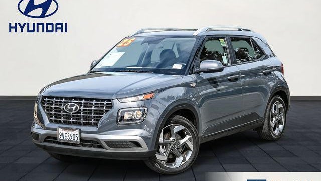 Preowned 2025 Hyundai VENUE SEL for Sale