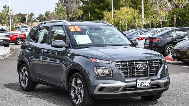 2025 Hyundai VENUE SEL
