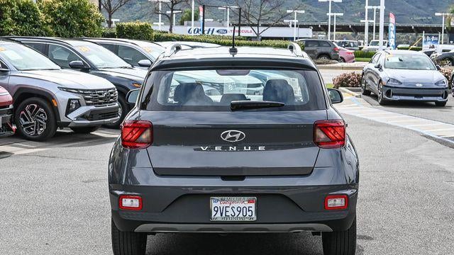 2025 Hyundai VENUE SEL
